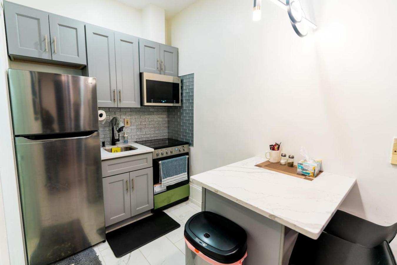 Apartment New - By Rittenhouse Square *