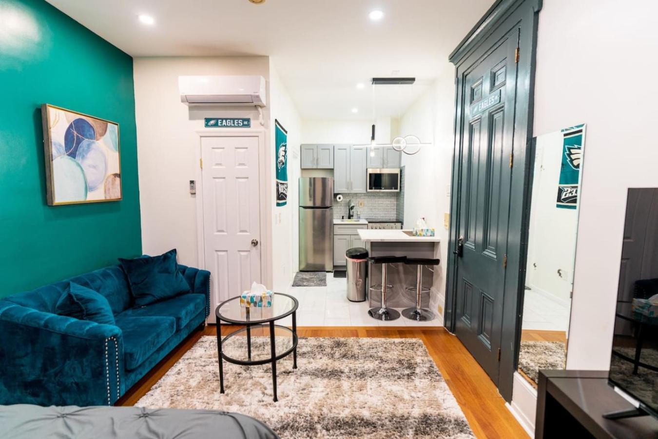 New - By Rittenhouse Square Philadelphia